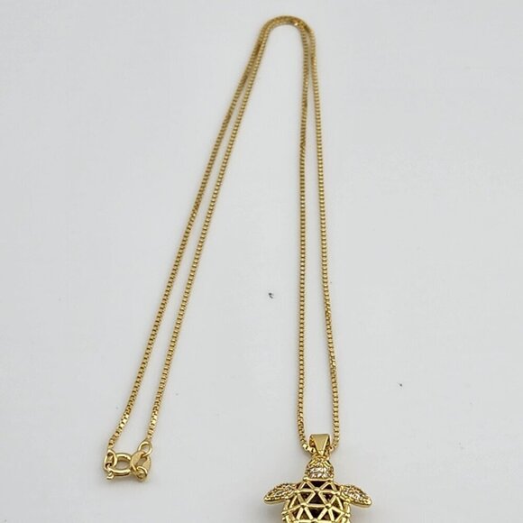 Brand New Cubic Zirconia Stone Turtle Necklace - Picture 7 of 11